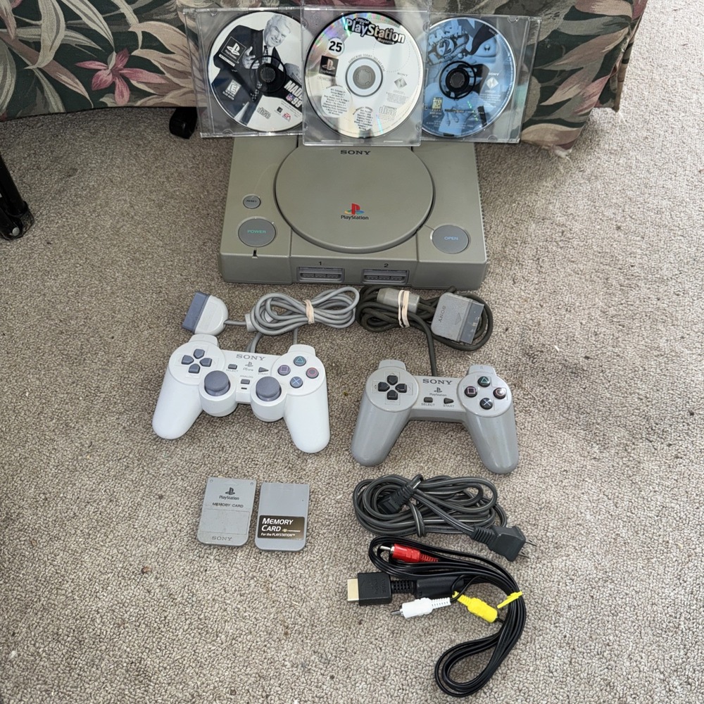 Sony PlayStation 1 SCPH-7501 Console PS1 Bundle 2 Controllers 2 Games Tested EUC
